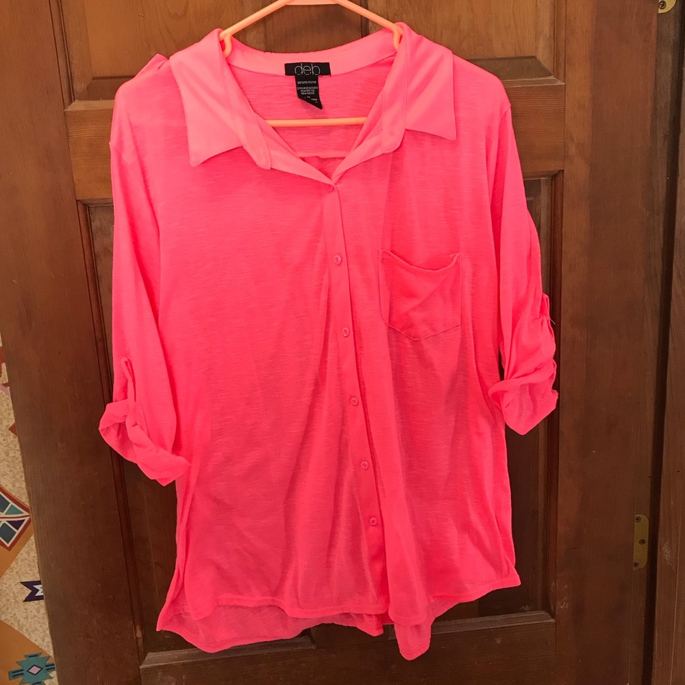Hot pink 3/4 sleeve button up